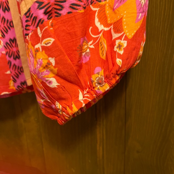 NWT Liverpool Los Angeles Red/Orange Print Top.  Sz. Lg. - Picture 4 of 16